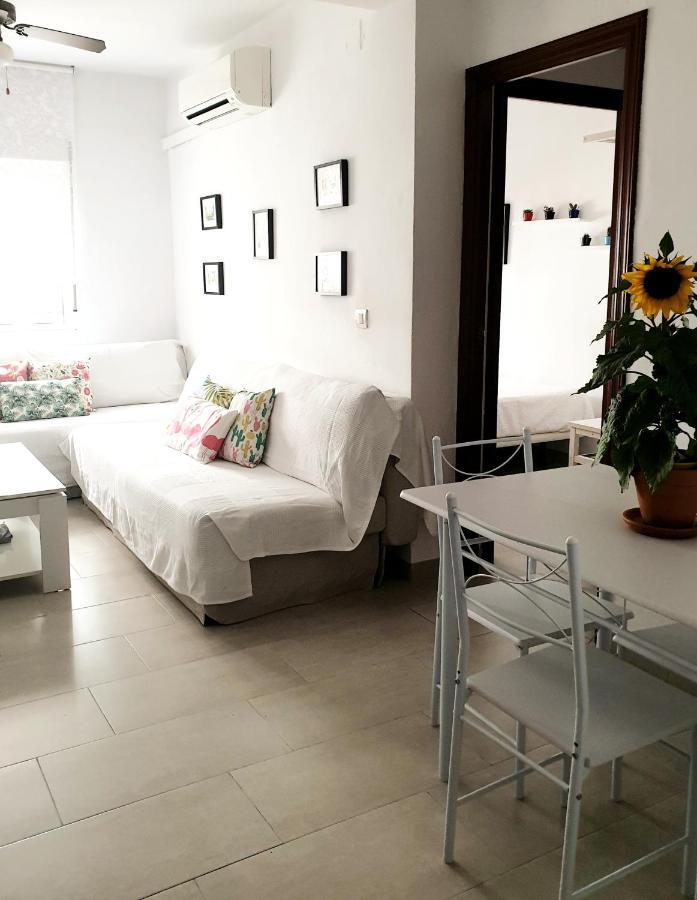 Apto. Planta Baja Y Cochera Barrio San Basilio กอร์โดบา ภายนอก รูปภาพ